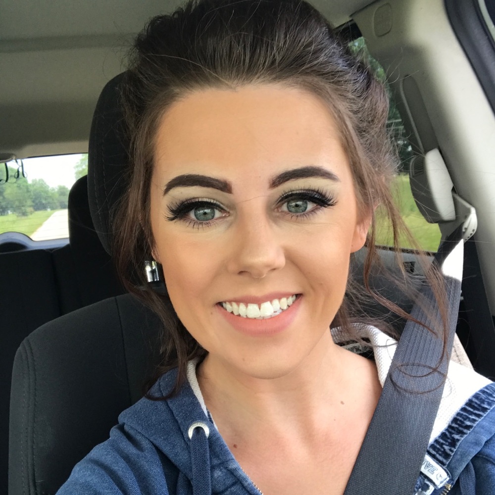 Meet your Posher, Kimberly